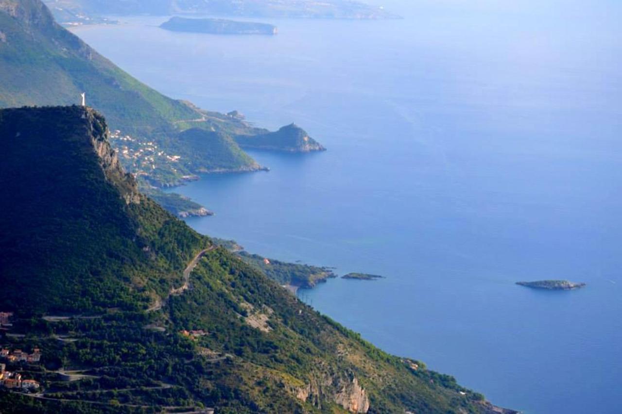 Comfortable Apartment In Maratea With Sea View 95 M² + Parking Εξωτερικό φωτογραφία
